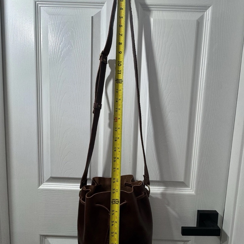 Portland Leather Brown Shoulder Bag - Picture 13 of 16
